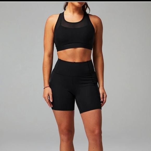 Fabletics Black Faye High Impact Sports Bra Criss Cross Mesh Overlay Workout - Picture 1 of 16